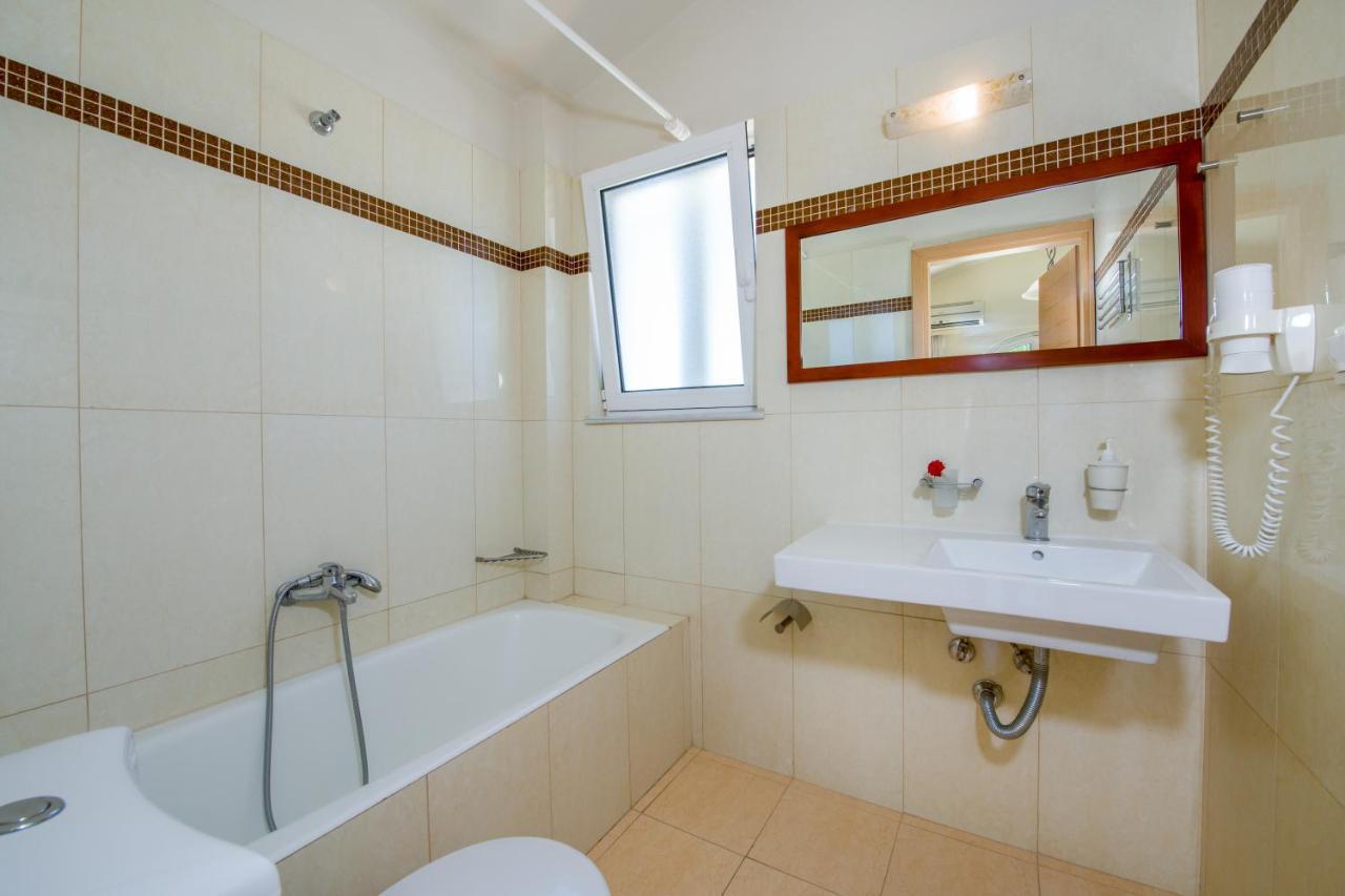Toxo Hotel Platanés Kültér fotó