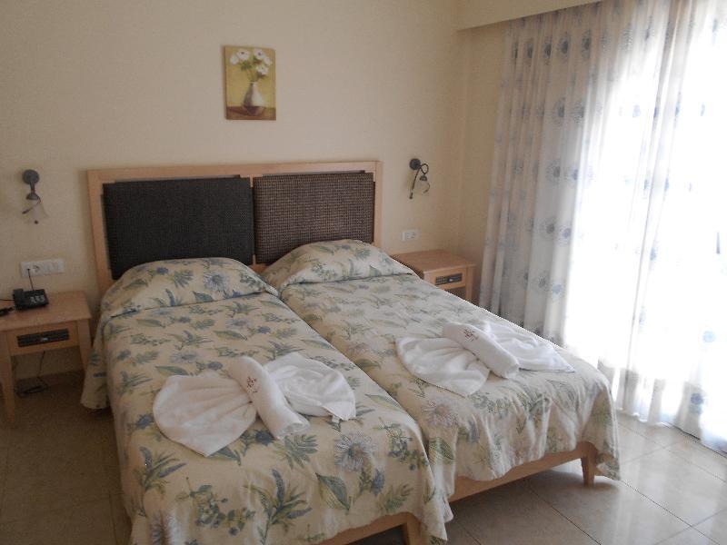 Toxo Hotel Platanés Kültér fotó